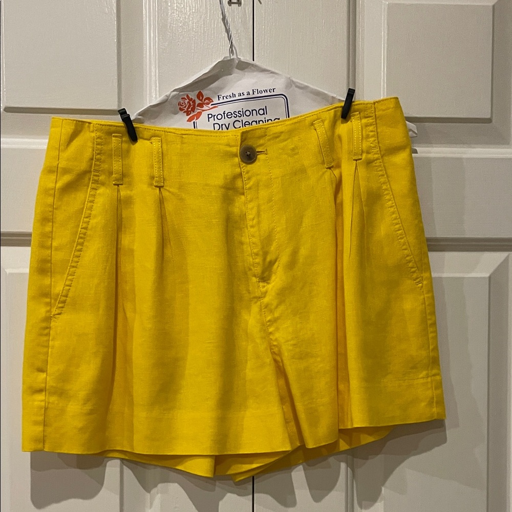 Banana Republic Vibrant Yellow Women's Bermudas